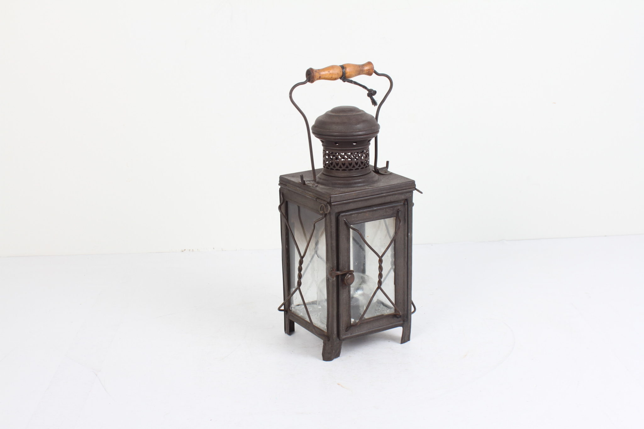Ancienne lanterne à bougie Emmaüs Etikette
