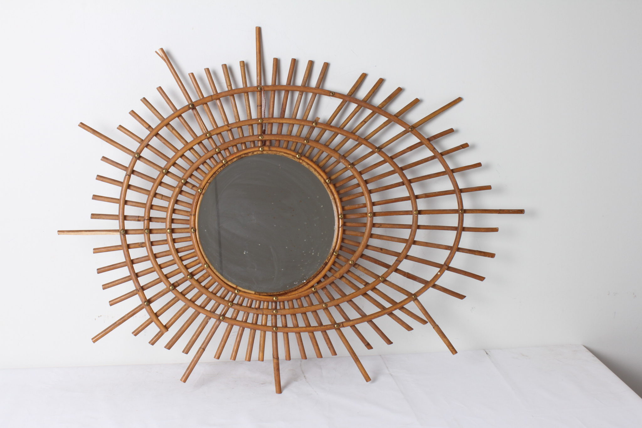 Grand miroir en rotin – Image 2