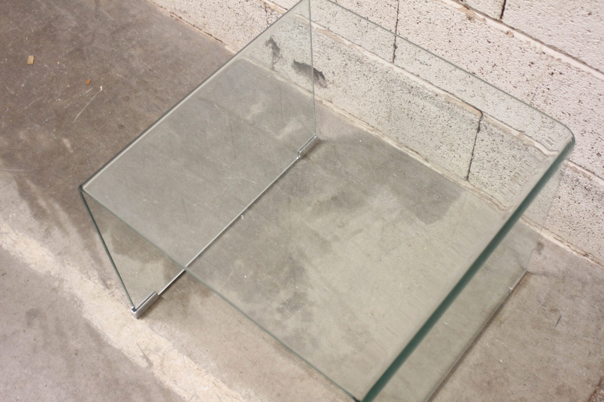 Table basse moderne en verre – Image 4