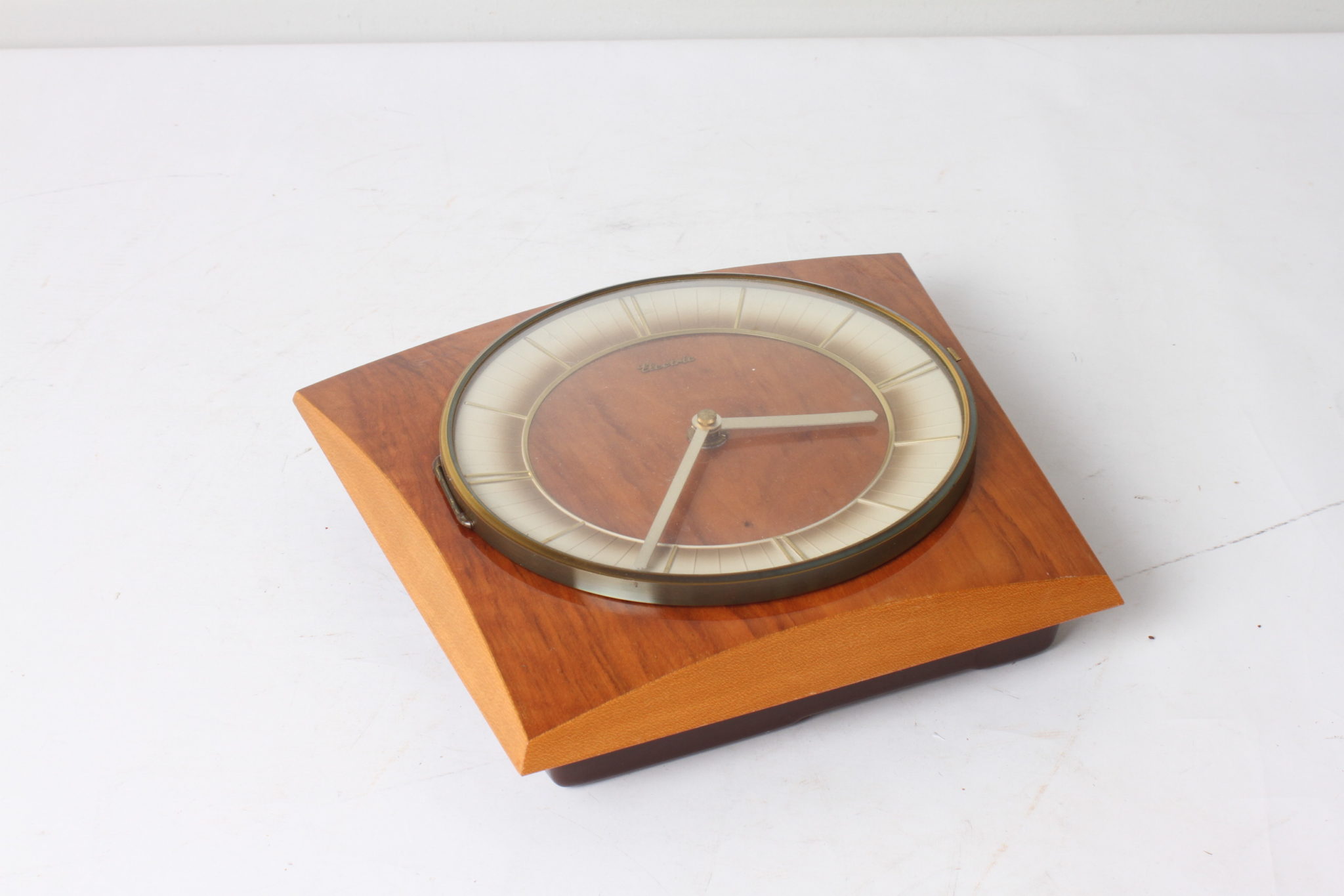 Horloge murale vintage - Electric – Image 3