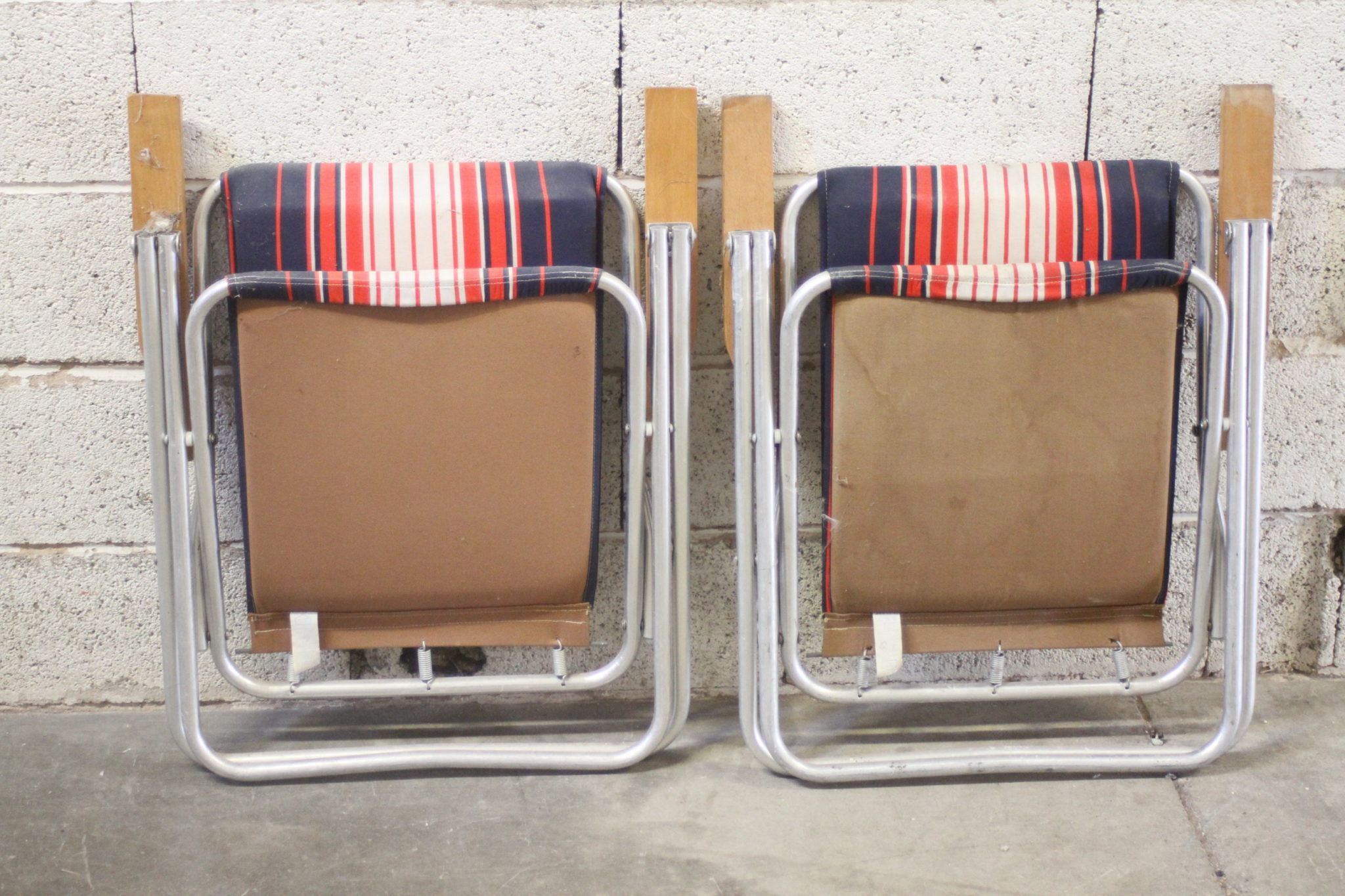 Paire de chaises pliantes vintage – Image 5