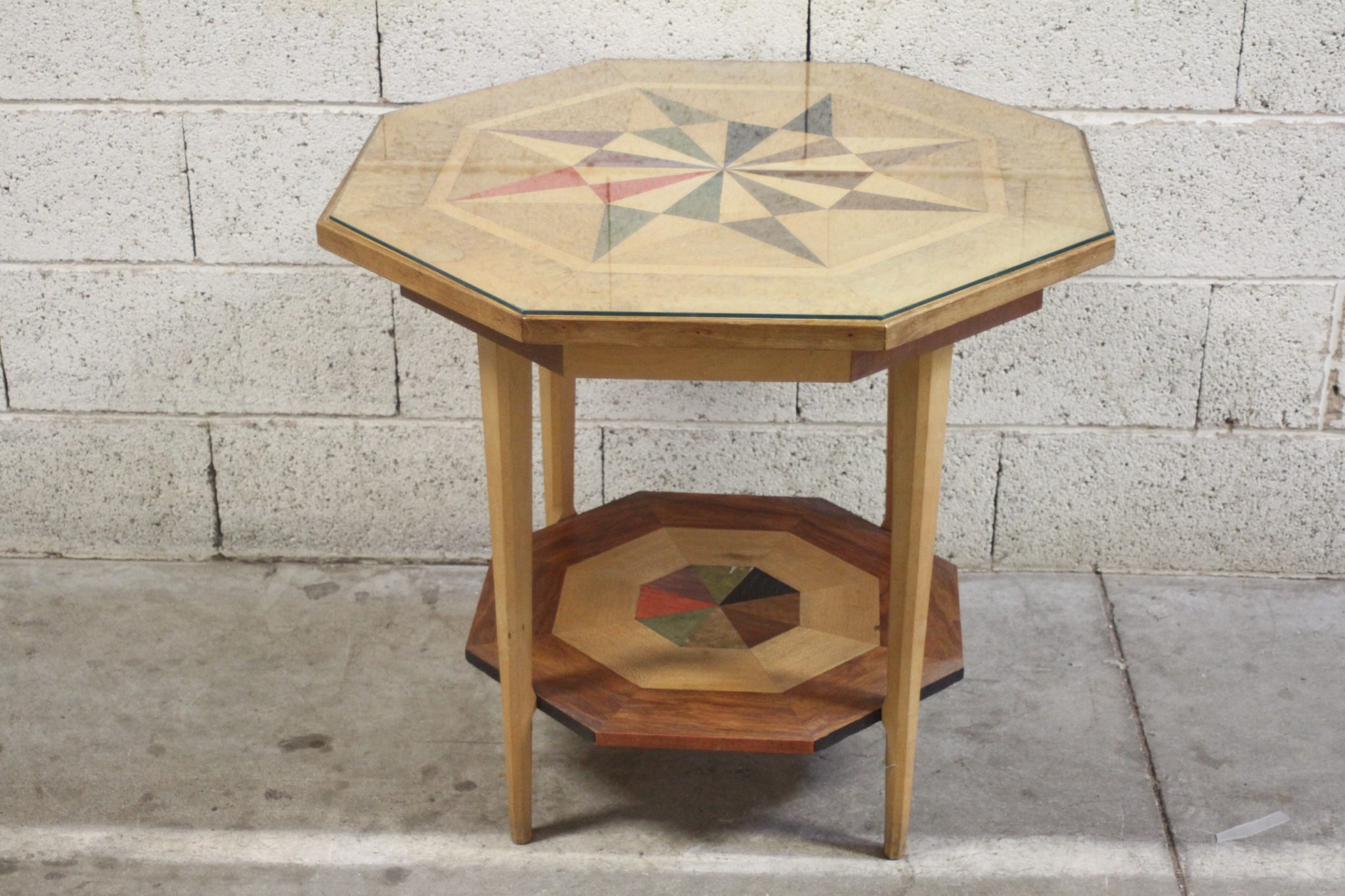 Table octogonale marqueterie