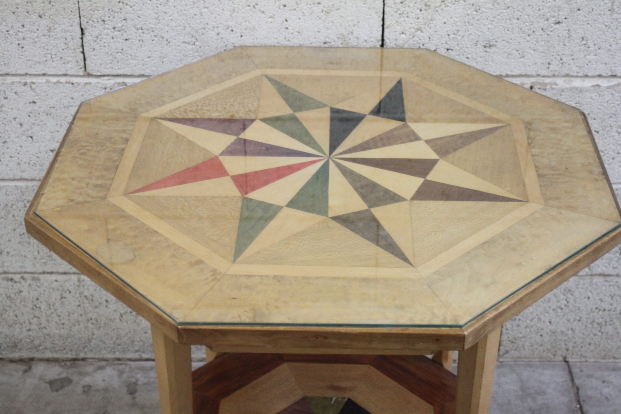 Table octogonale marqueterie – Image 3