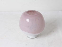 Vase boule design en verre