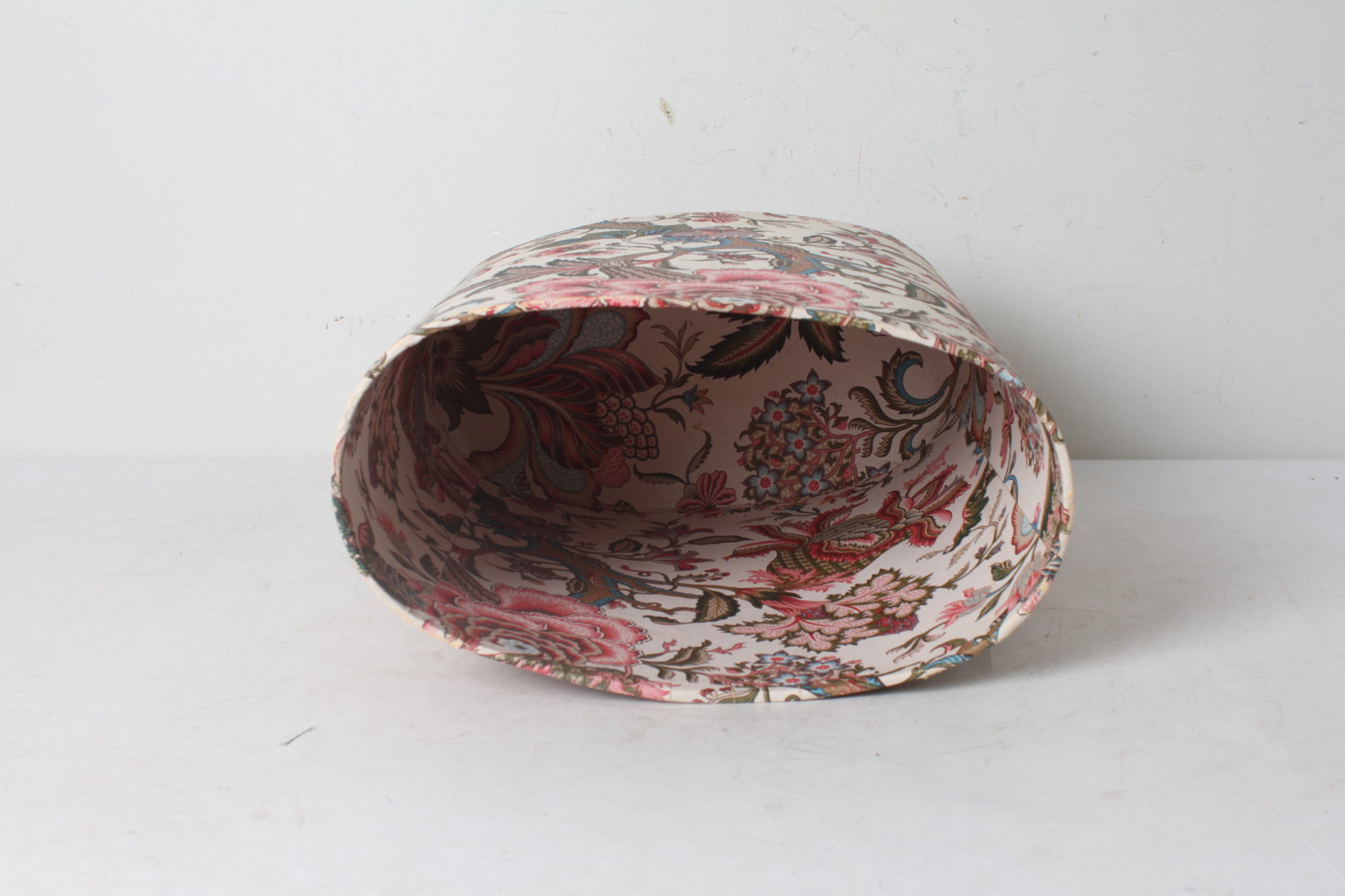 Corbeille rétro vintage - Illum – Image 3