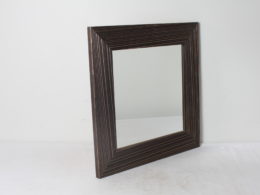 Miroir carré à cadre strié