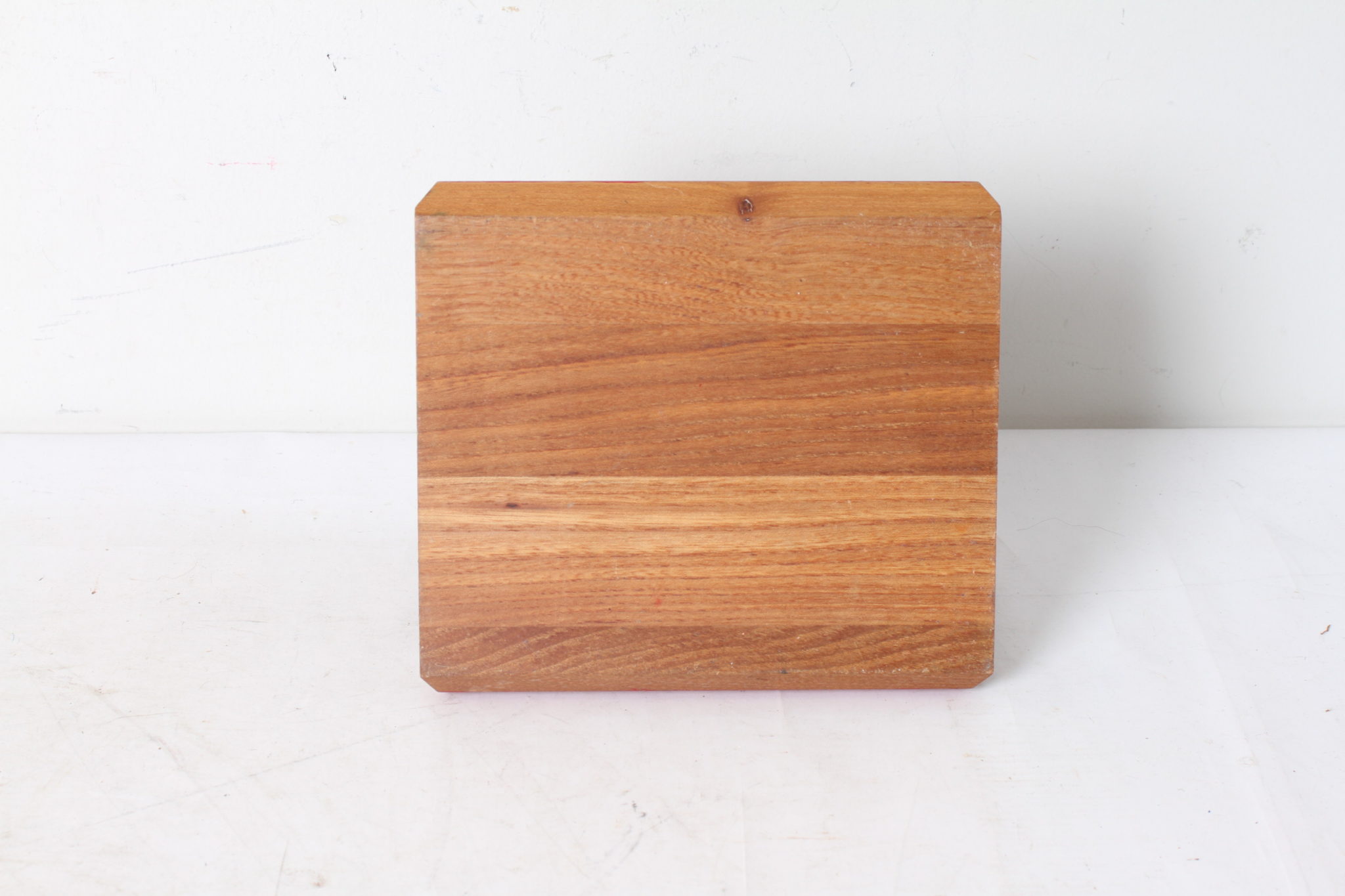 Porte-serviettes vintage en bois peint à la main – Image 3