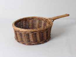 Panier décoratif bicolore en osier