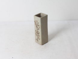 Vase carré en céramique