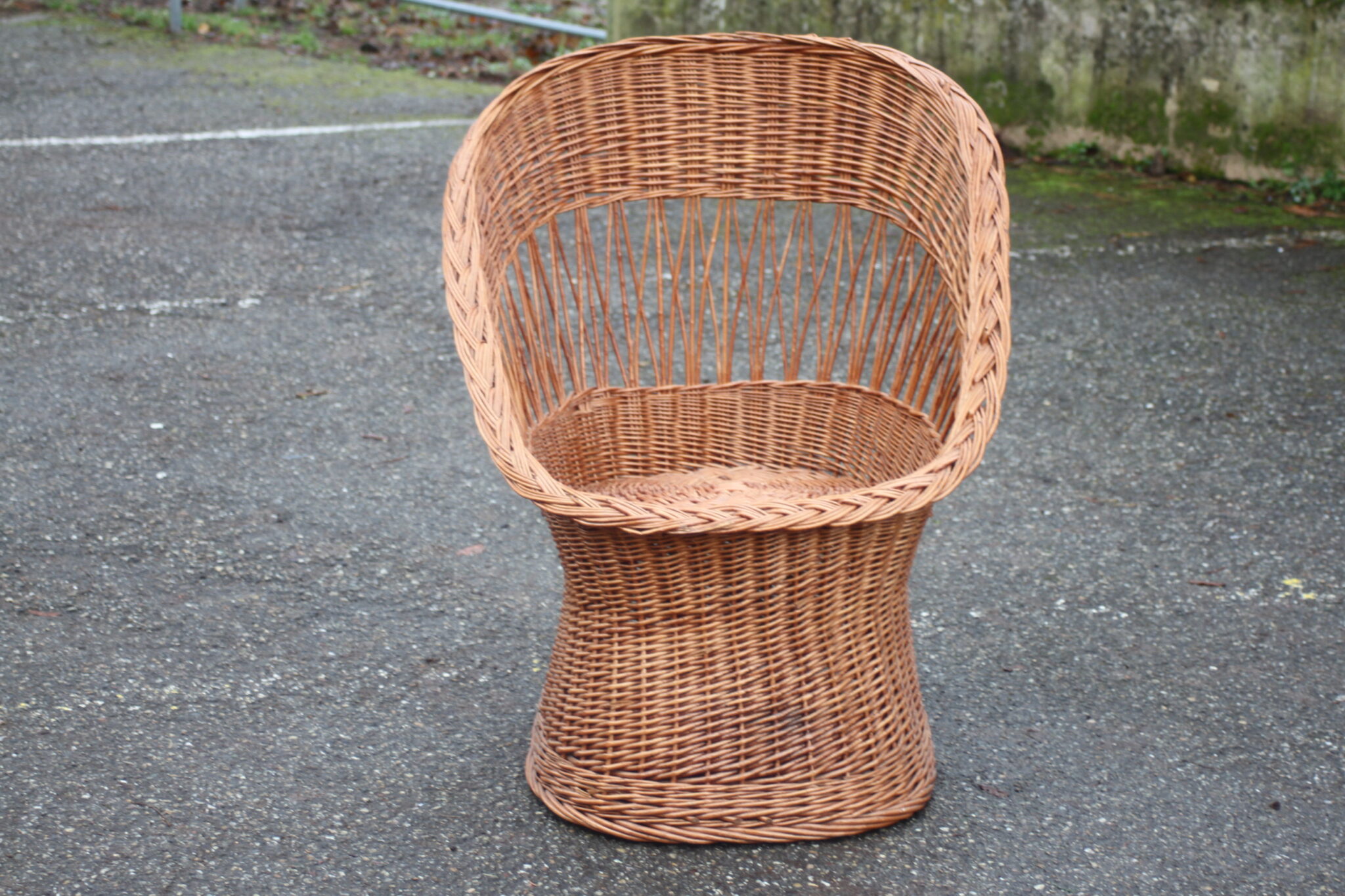 Fauteuil trone corbeille vintage – Image 2