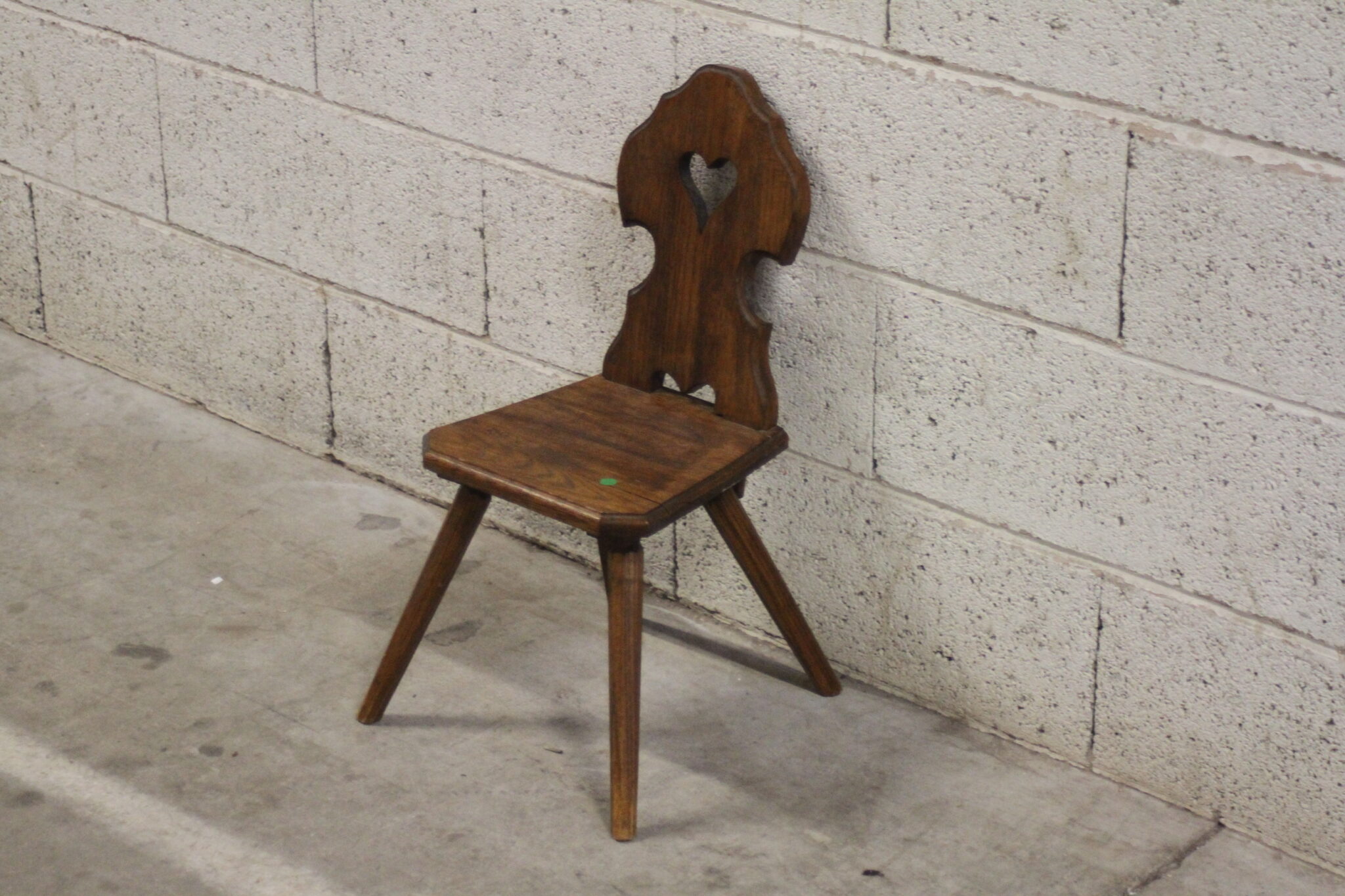 Chaise enfant en bois
