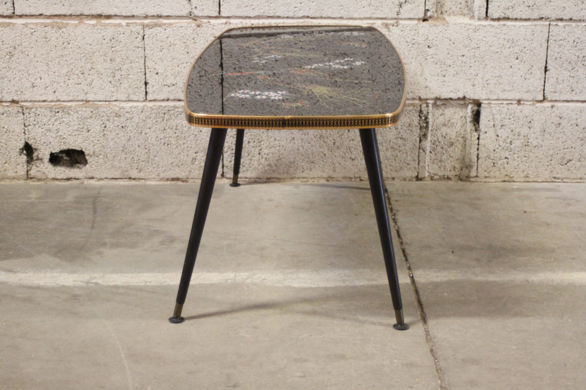 Table basse vintage décor paons – Image 4