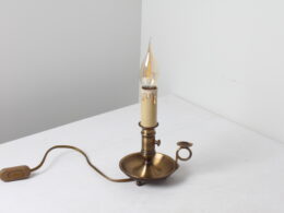 Lampe bougeoir en laiton doré