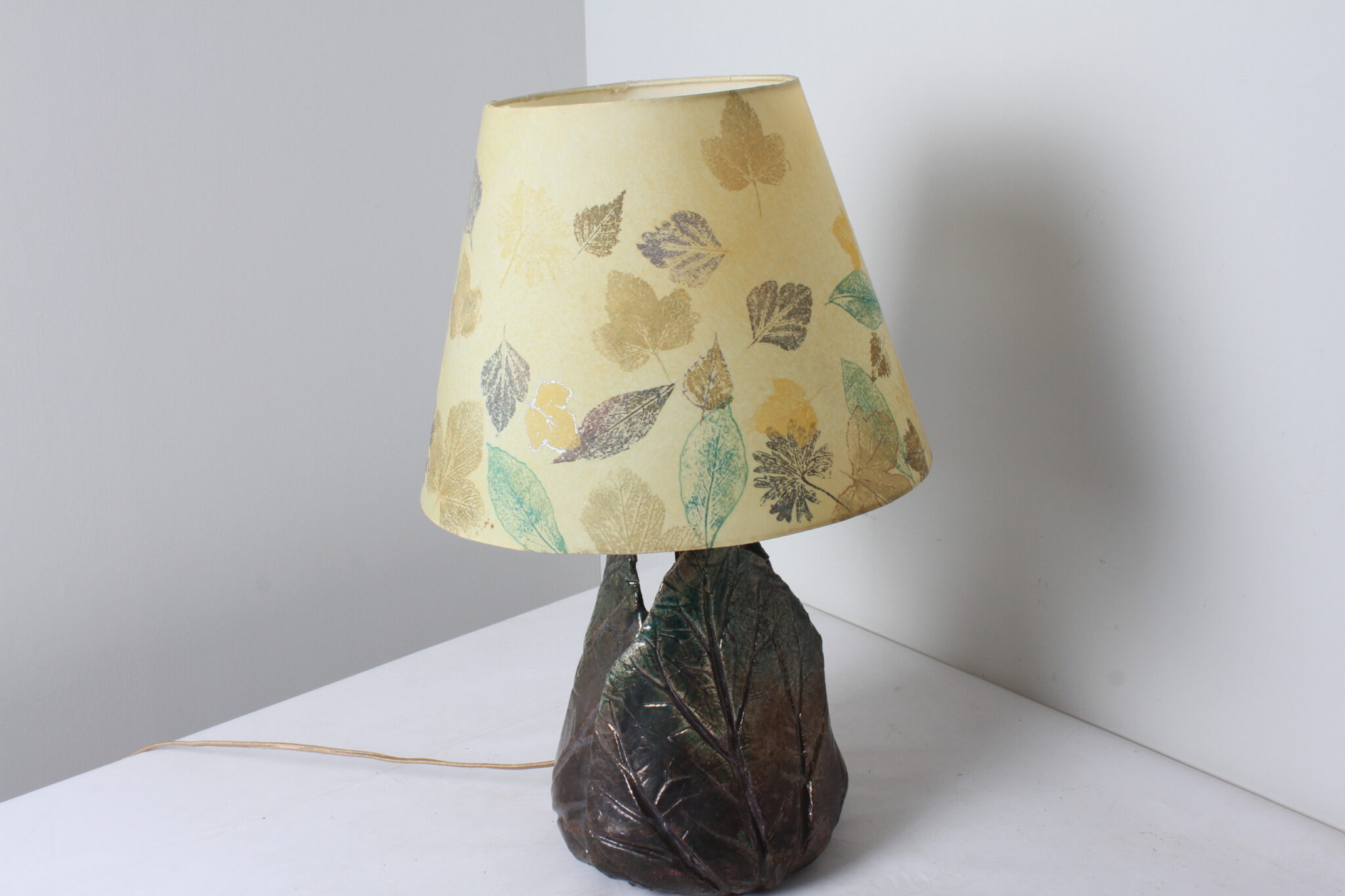 Lampe de table brutaliste – Image 2