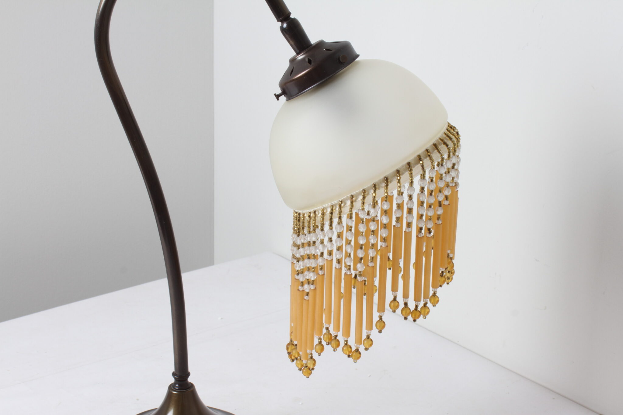 Lampe de table à pampilles – Image 3