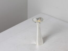 Petit vase soliflore en métal chromé