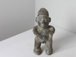 Sculpture brustaliste Chaman en terre cuite