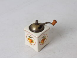 Petit moulin décoratif de collection en céramique