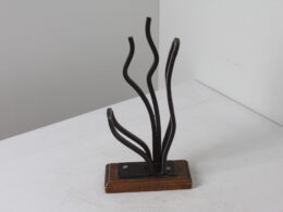 Porte allumettes en fer forgé et bois