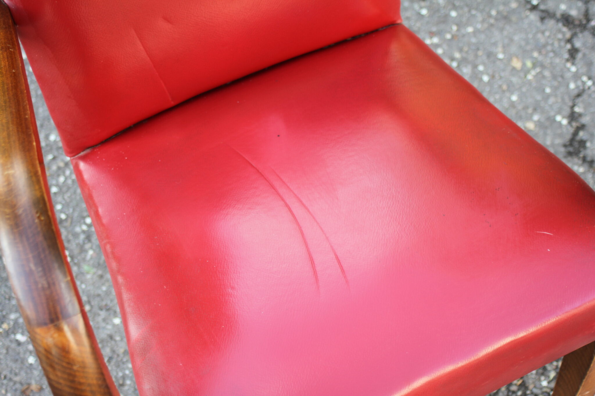 Fauteuil bridge en skaï rouge – Image 5