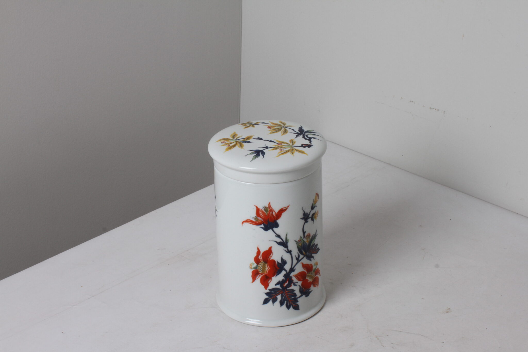 Bonbonnière en porcelaine décor floral – Image 2
