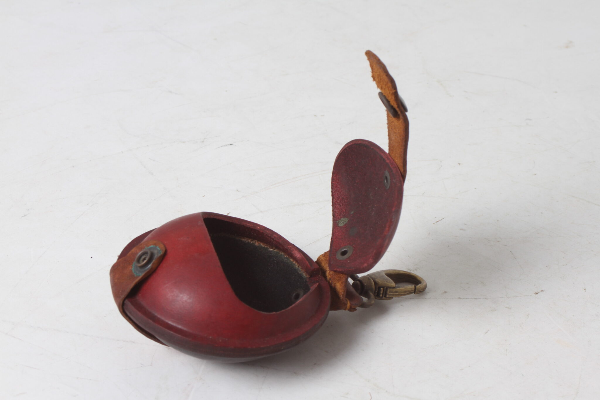 Bourse médiévale en cuir