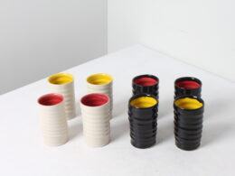 Tasses en grès vernissé signées Babeth