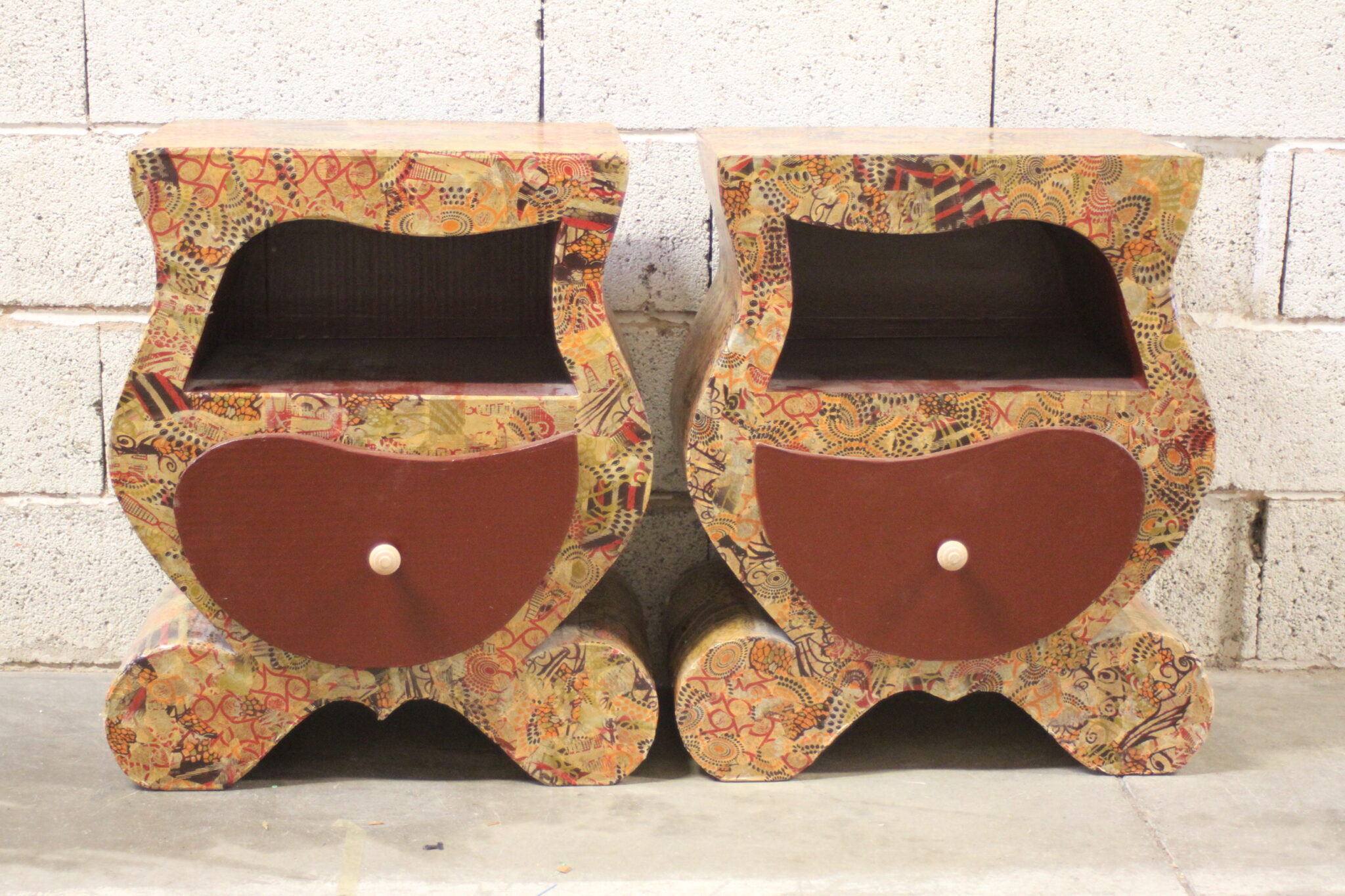Tables de chevet en carton – Image 2