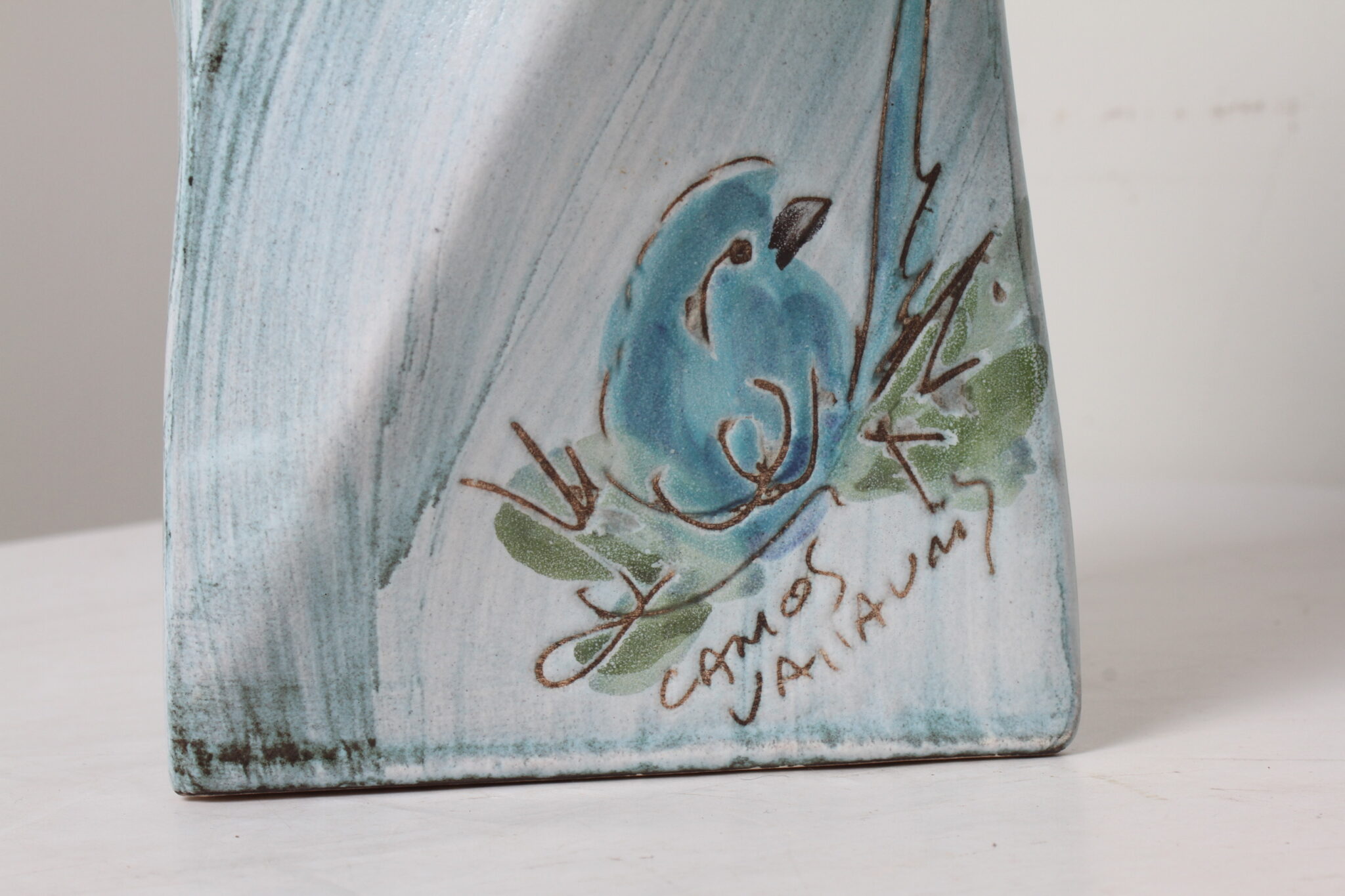 Vase décor oiseau signé CAMOS Vallauris – Image 5