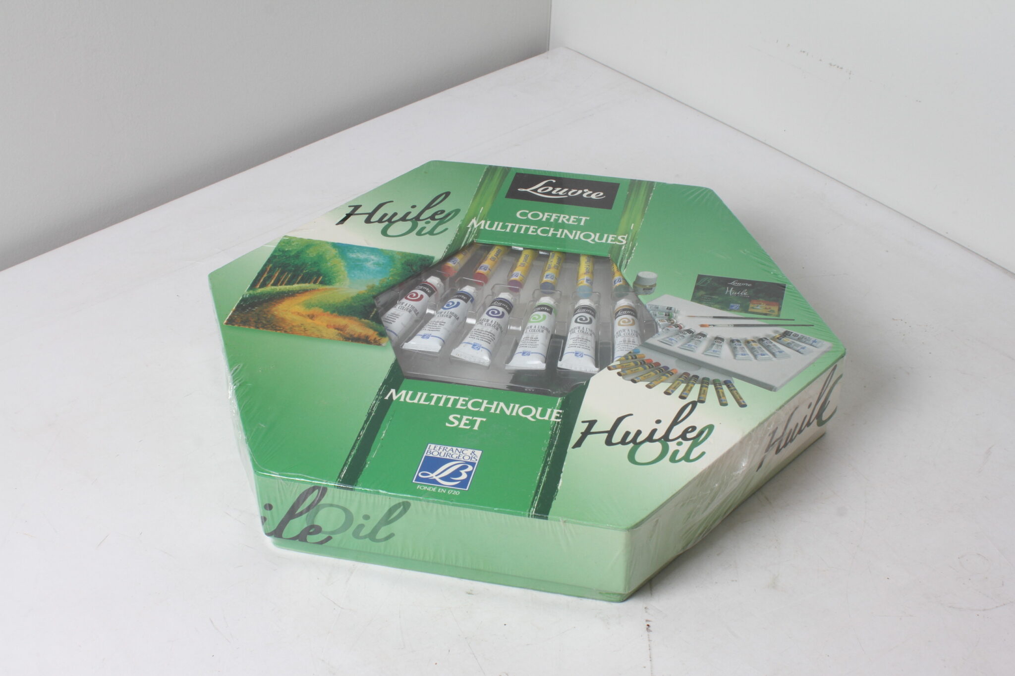 Coffret multitechniques - Louvre – Image 2