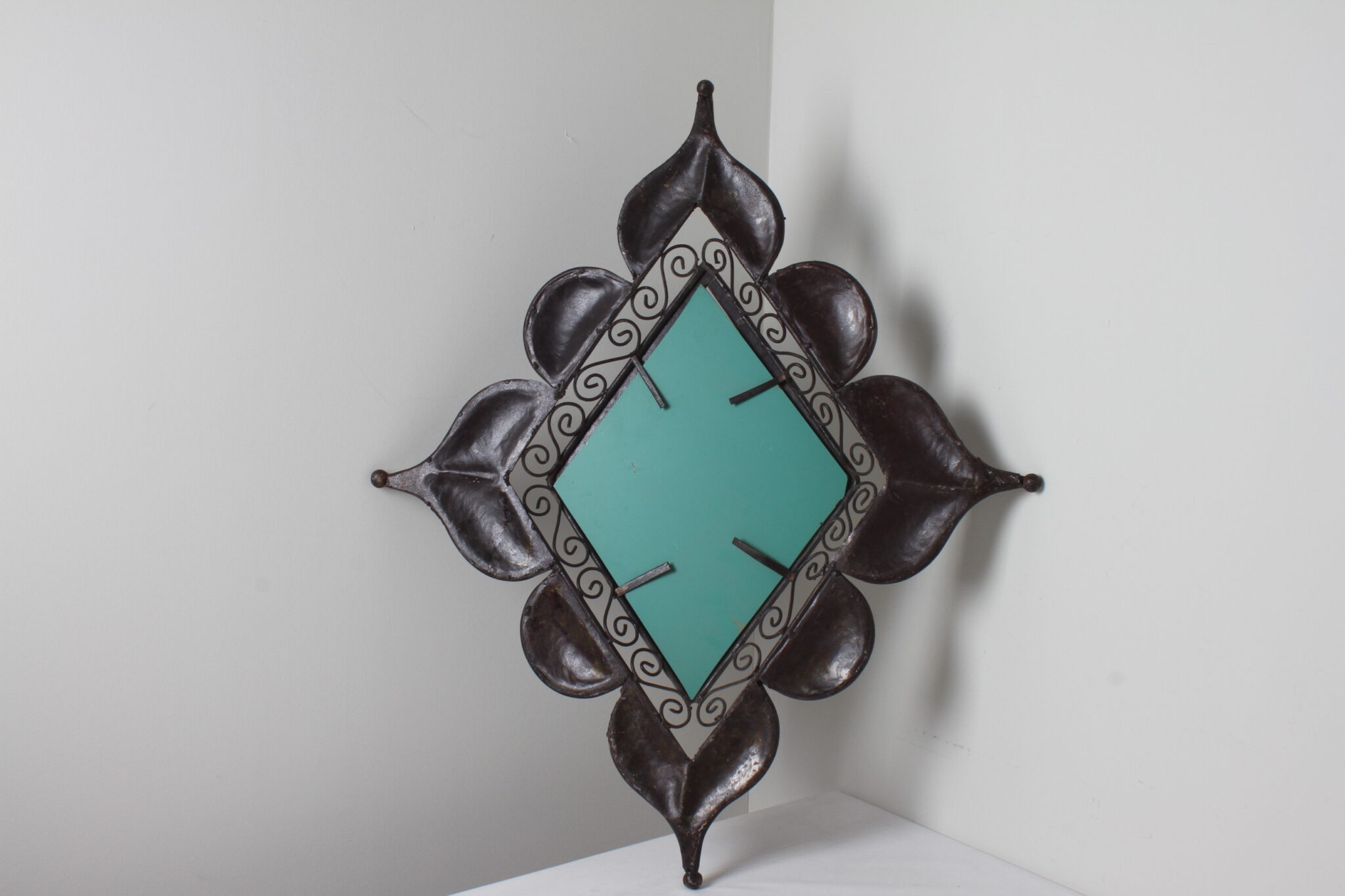 Miroir décoratif en fer forgé – Image 4