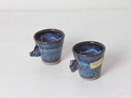 Tasses à expresso en poterie vernissée