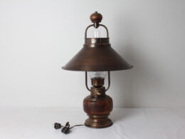 Ancienne lampe en bois et laiton