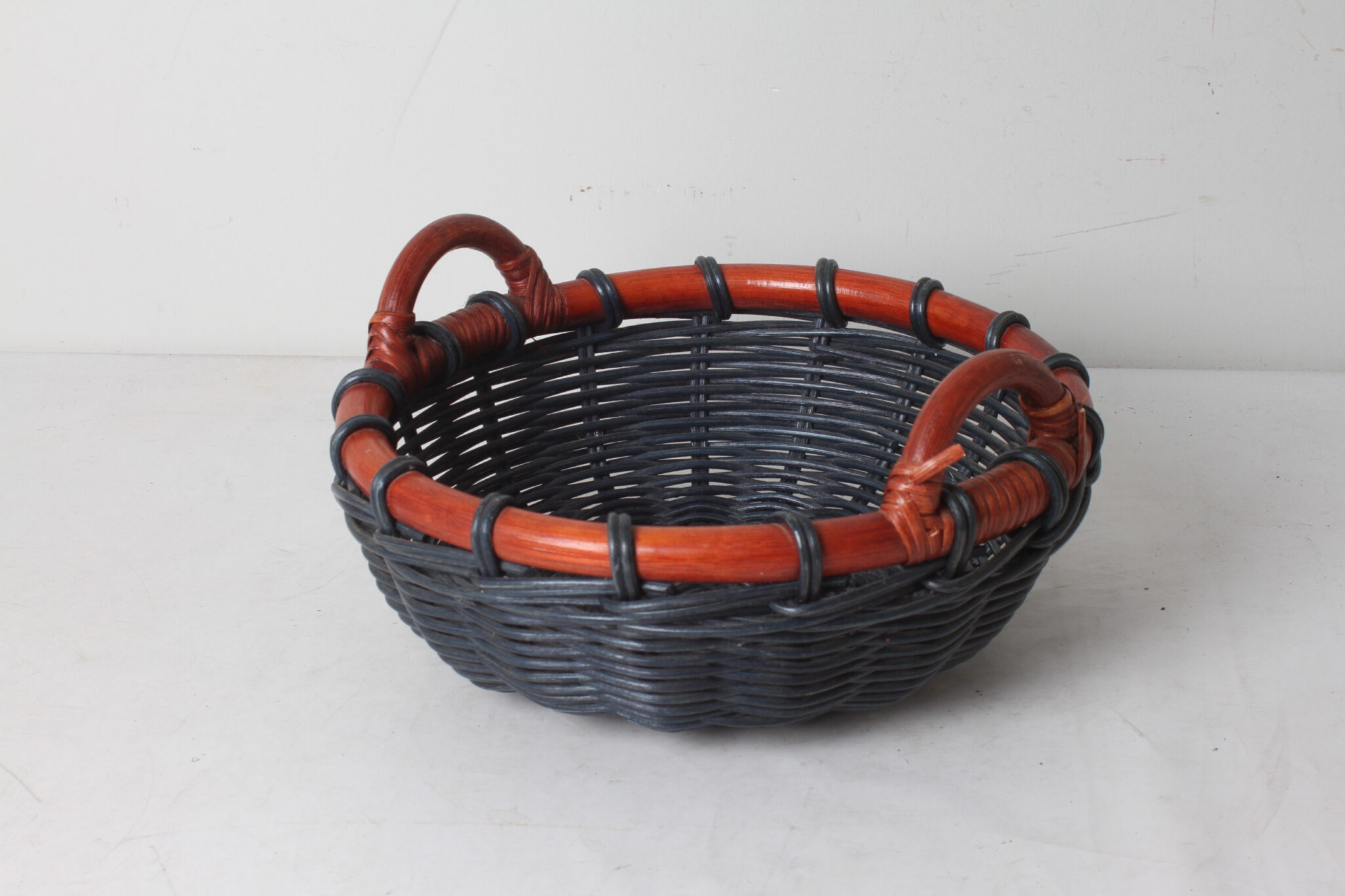 Corbeille en rotin