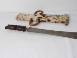 Couteau glaive du Cameroun