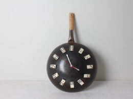 Horloge murale artisanale