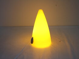 Lampe de table en verre orange