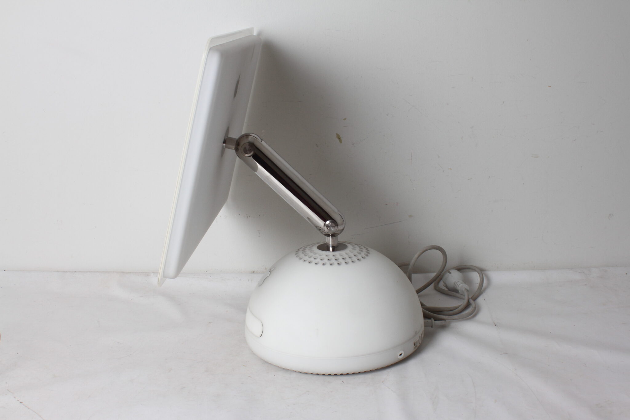 Ordinateur vintage Apple iMac – Image 3