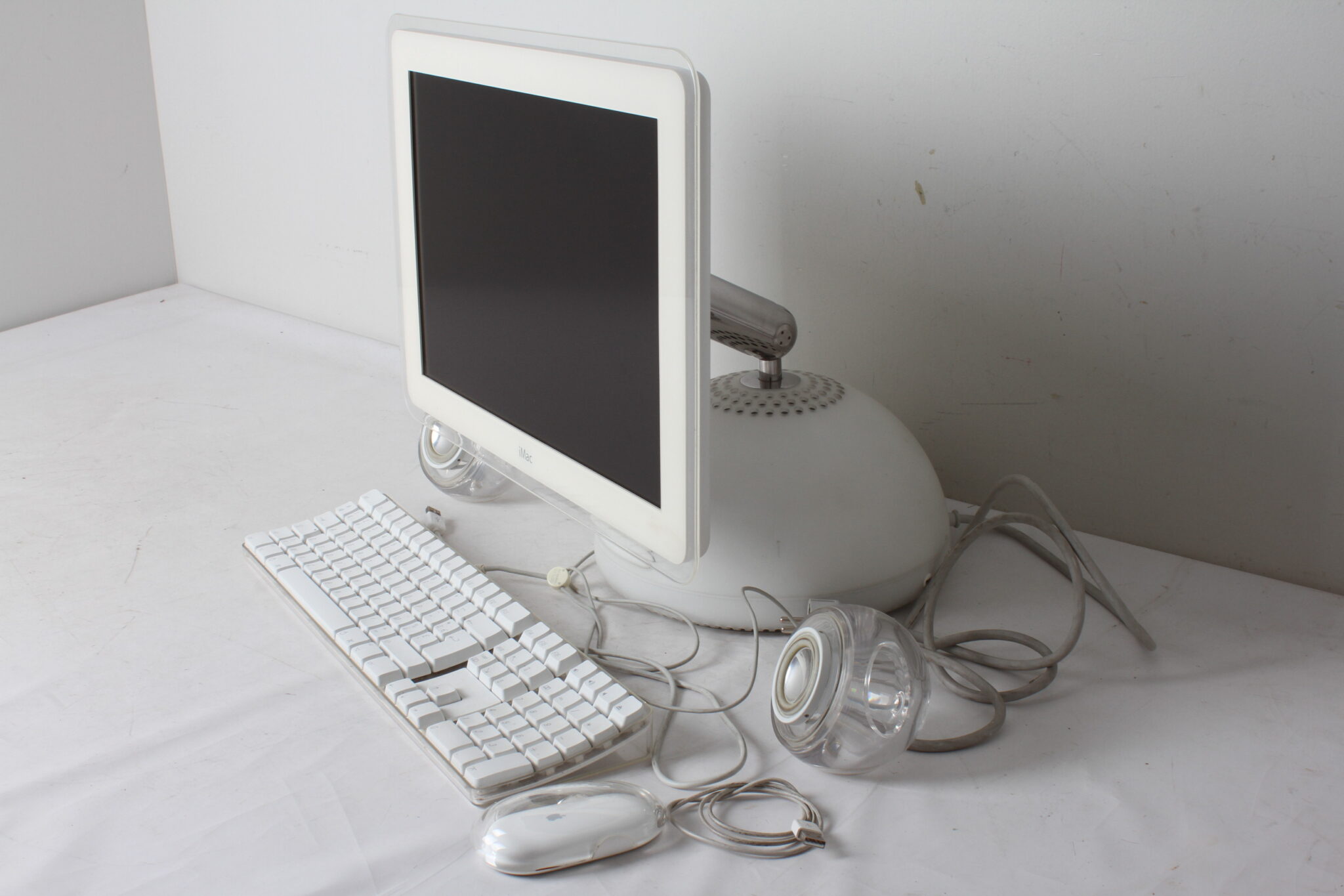 Ordinateur vintage Apple iMac – Image 2