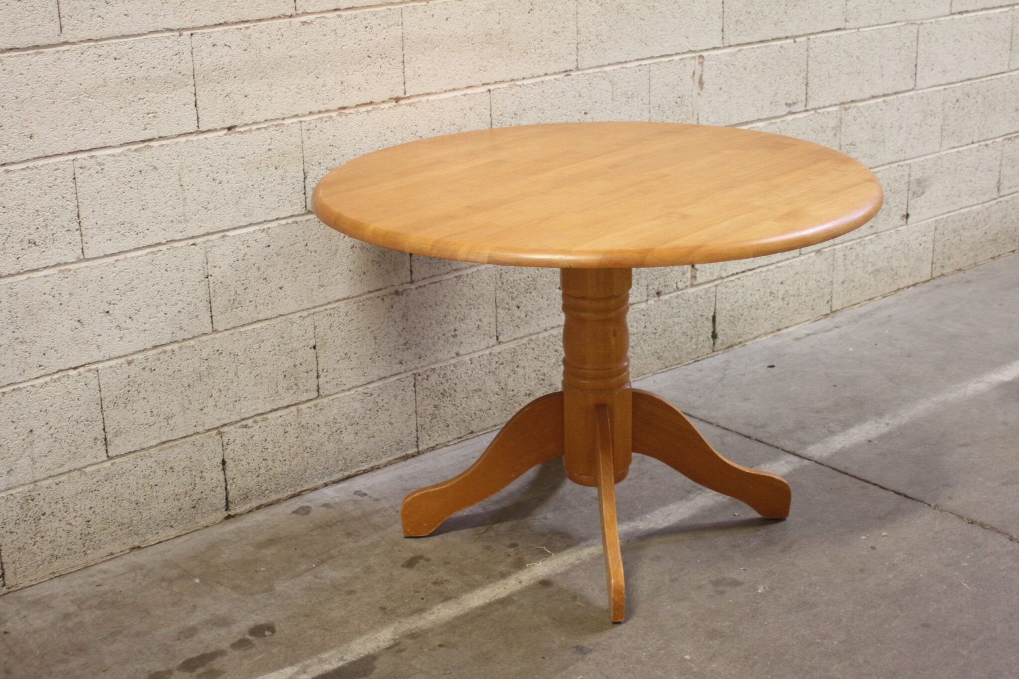 Table à manger en bois