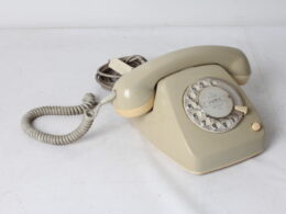 Téléphone vintage allemand