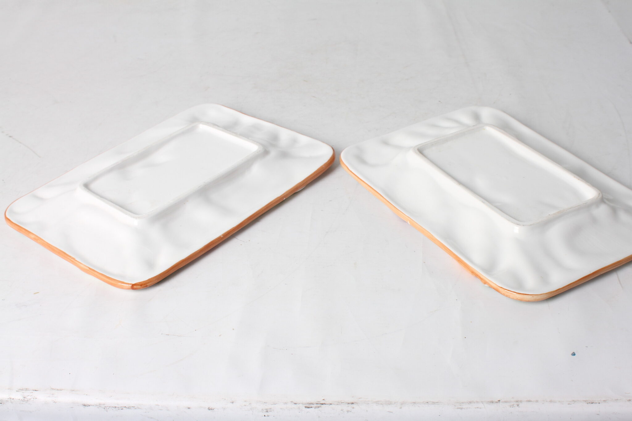 Plats de présentation style barbotine – Image 4