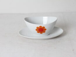 Saucière vintage en porcelaine