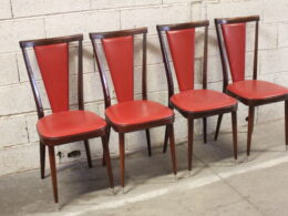 Chaises vintage en bois et skaï