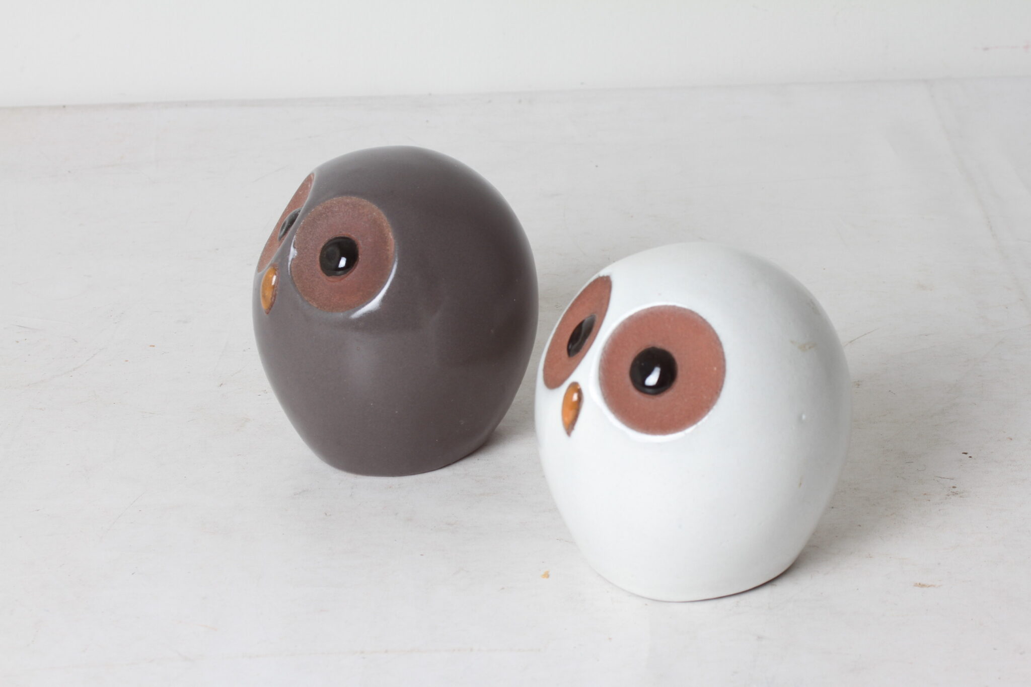 Figurines décoratives chouettes en céramique – Image 2