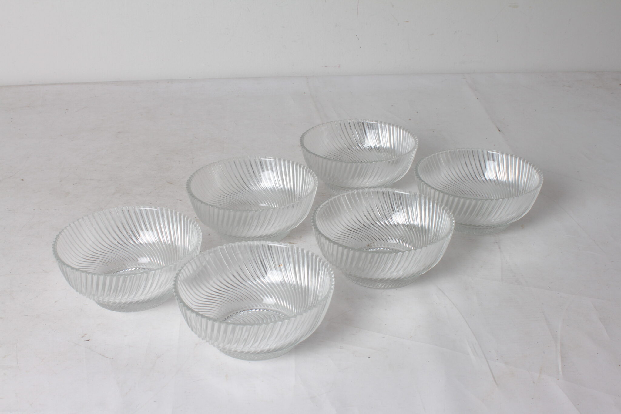 Coupelles vintage en verre cannelé