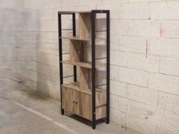 Bibliothèque de style industriel