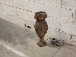 Lampe de sol sculptée