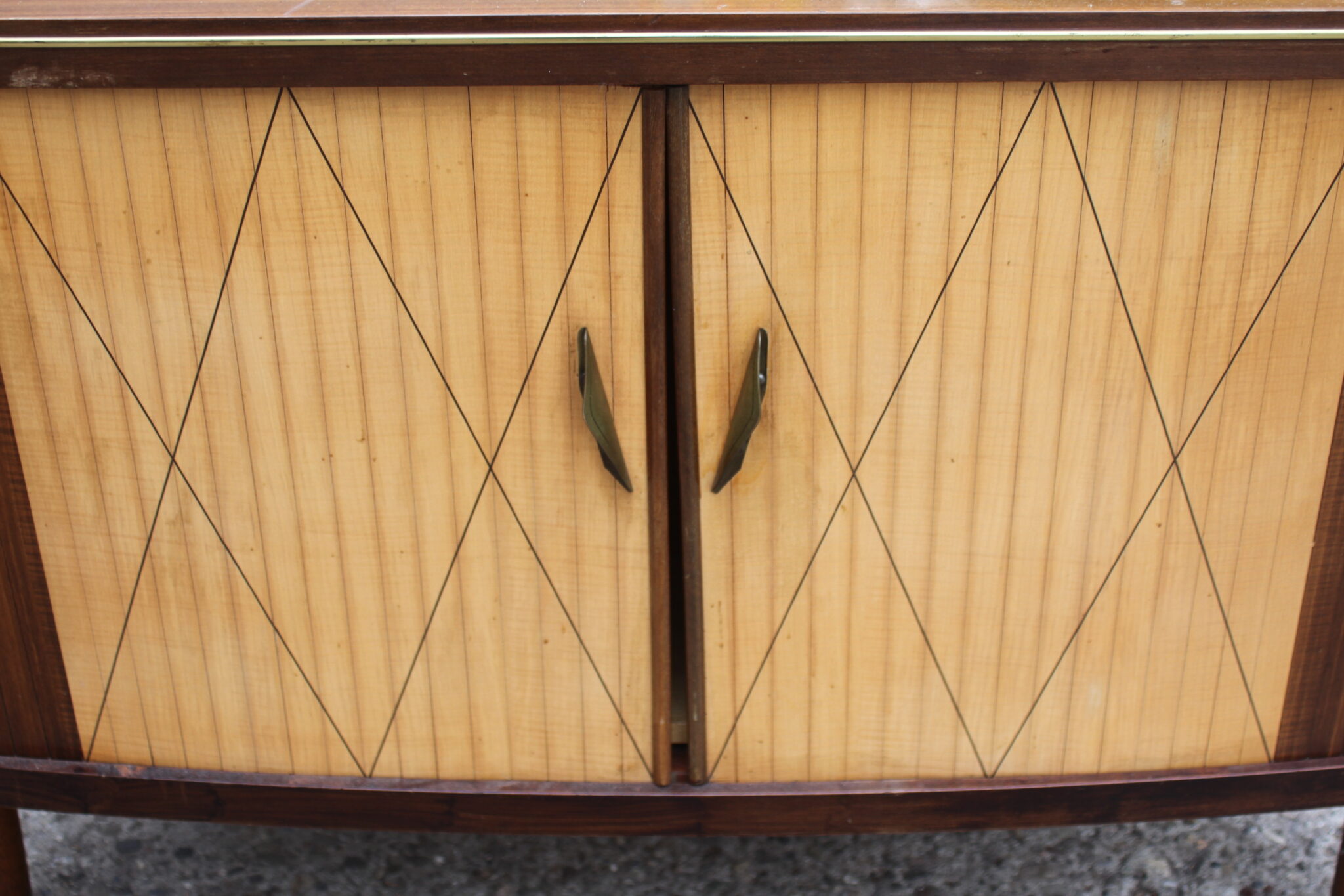 Meuble bar d'angle vintage – Image 3
