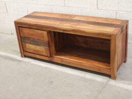 Meuble TV bois massif – Bois et Chiffons